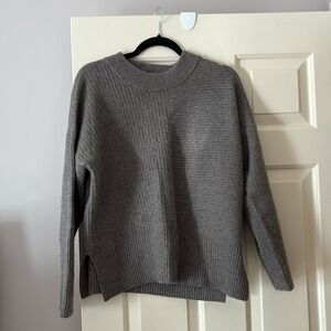 RARE Everlane Cashmere Sweater in multidirectional rib knit